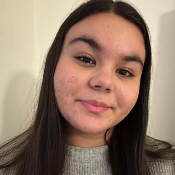 Babysitter in Klein-Neusiedl: Zara