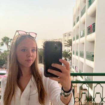 Babysitter in Nantes: Loann