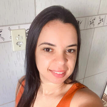 Babysitter in Puxinanã: Beatriz