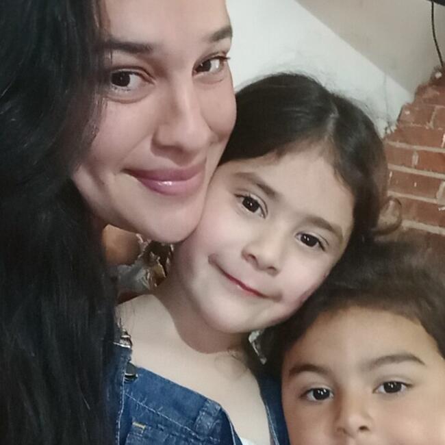 Babysitter in Moreno: Gisselle