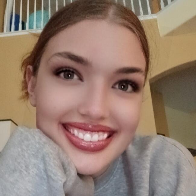 Babysitter in Denver: Sarina