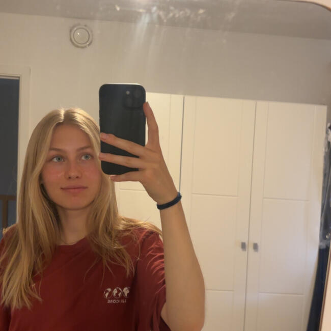 Babysitter in Oudenaarde: Zoë