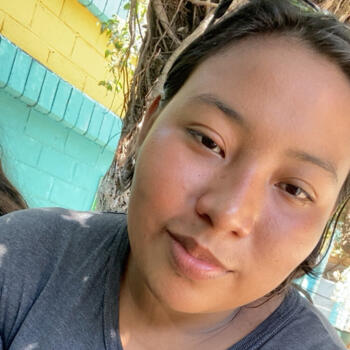 Babysitter in Usulután: Nataly