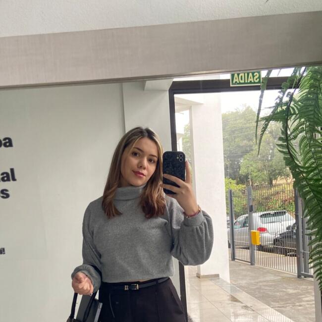 Babysitter in Farroupilha: Andryeli