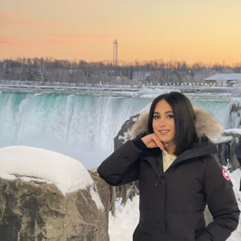 Baby-sitter in Vaughan: Shahrzad