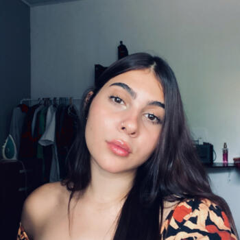 Babá Guapimirim: Myrela