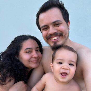 Trabalho de babysitting em Alheira: Trabalho de babysitting Claudia