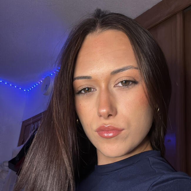 Babysitter in Los Molinos: Monica