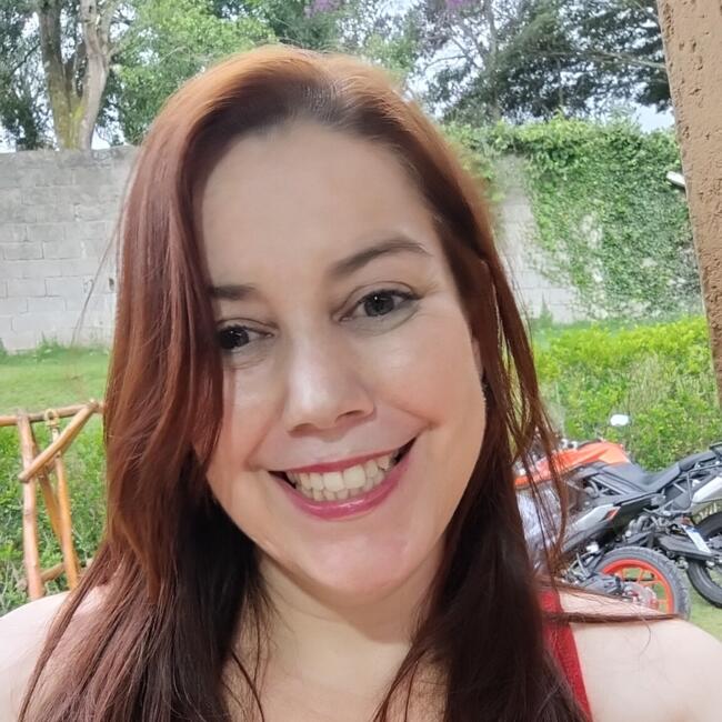 Babysitter in Cotia: Vera