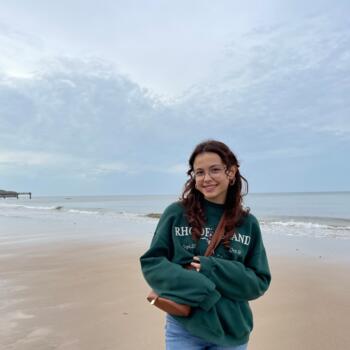 Baby-sitter in Charenton-le-Pont: Elena