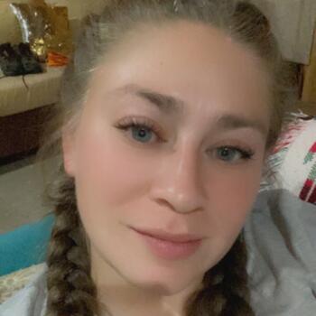 Babysitter στην περιοχή Τεμούκο: Yosselyn