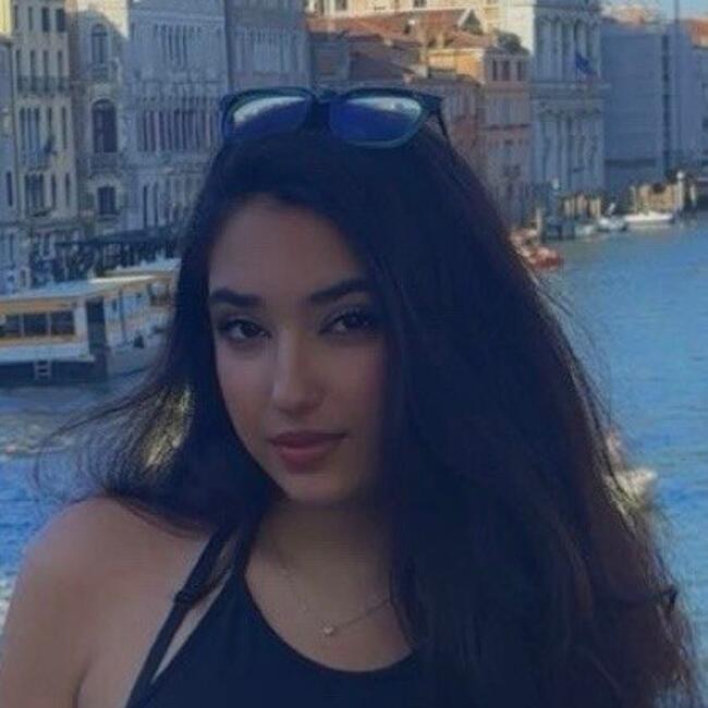 Babysitter a Trieste: Rozana