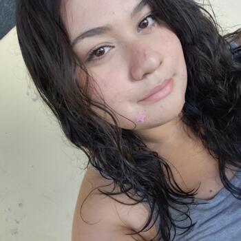 Babysitter Caçapava: Kemylly