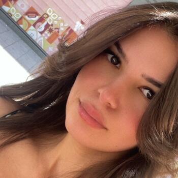 Babysitter in Marseille: Sarah