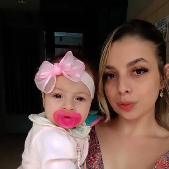 Emprego de babá em Montes Claros: emprego de babá Rayssa