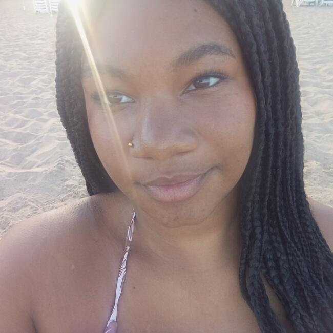 Babysitter in Santa Cruz de Tenerife: Bruna