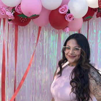 Babysitter in Riverside: Paola