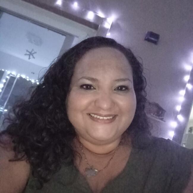 Canguro en Sant Joan Despí: MARIA VANESSA SANTA MARTHA