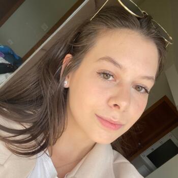 Babysitter Colombo: Maria Eduarda
