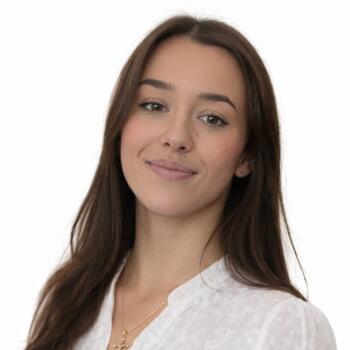 Babysitter in Issy-les-Moulineaux: Victoire