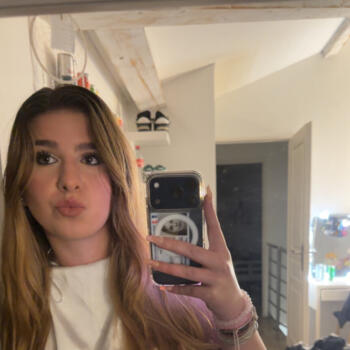 Babysitter L'Isle-sur-la-Sorgue: Luna