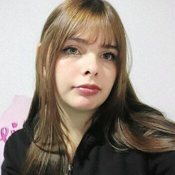 Babysitter Chillán: Yamna