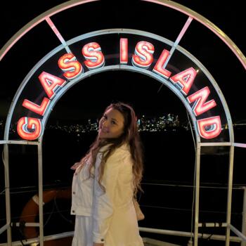 Babysitter in Central Coast: Aurora