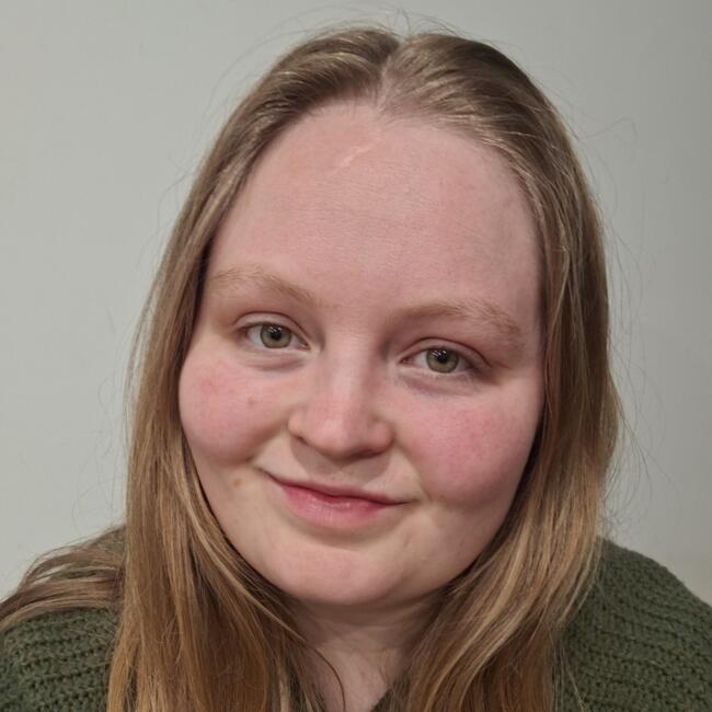 Babysitter in Christchurch: Dayna