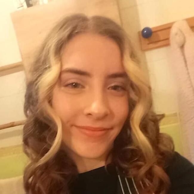 Babysitter in Nantes: Stella