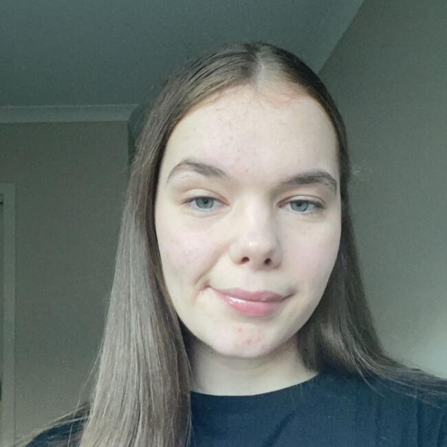Baby-sitter in Geelong: Hannah