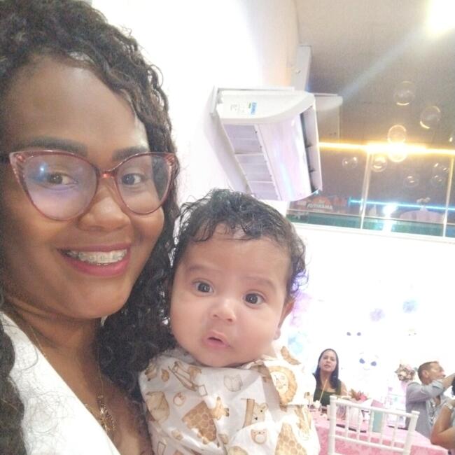 Babysitting job in Salvador: Laila