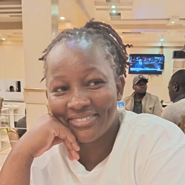 Nanny in Sharjah city: Sharon