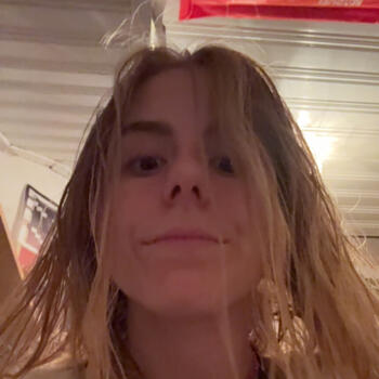 Babysitter in Kranj: Tia