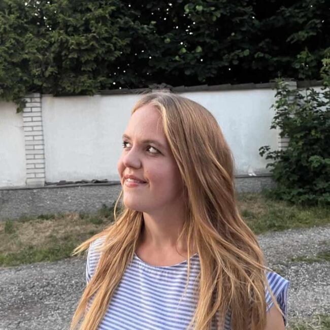 Babysitter in Dvůr Králové nad Labem: Anička