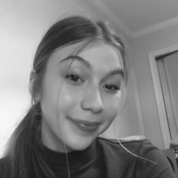 Baby-sitter in Richmond: Emilly