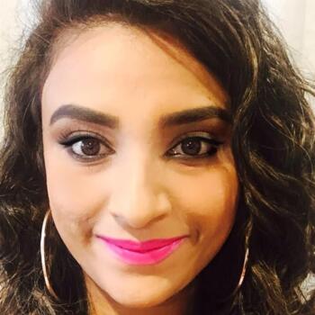 Babysitter Auckland: Thira