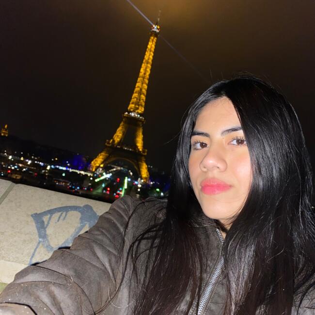 Babysitter in Lima: Yazmin