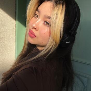 Babysitter in Enghien-les-Bains: Ambre