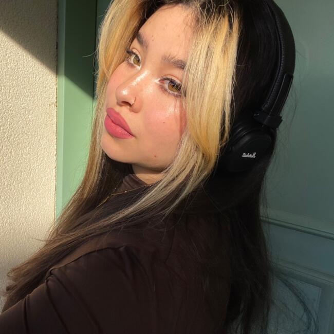 Babysitter in Enghien-les-Bains: Ambre