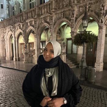 Babysitter Charleroi: Salma