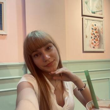 Babá em Paranaguá: Mayara