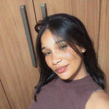 Babysitter in Uberlândia: Ana