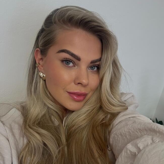 Chůva v Praha: Andrea