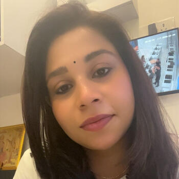 Ghāziābād में बेबीसिटिंग की नौकरी: बेबीसिटिंग से जुड़े काम Neha