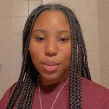 Babysitter in Dudelange: Amira