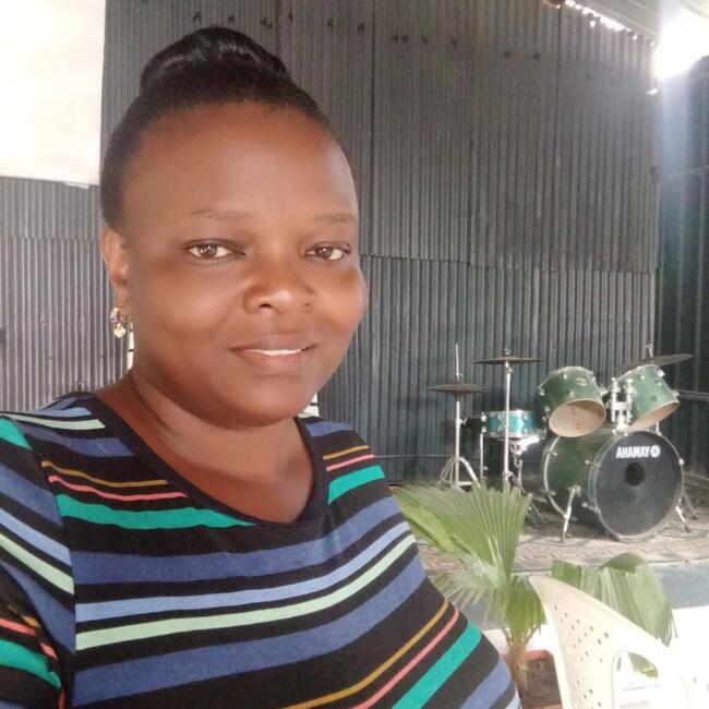 Babysitter in Mombasa: Tabitha