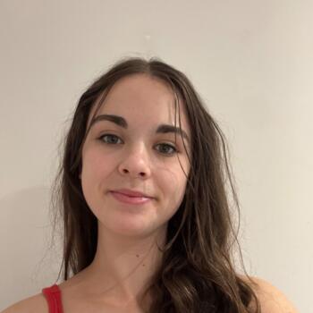Babysitter in Bristol: Isabella