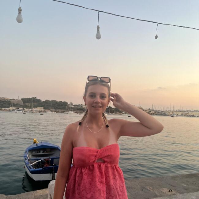 Babysitter in Ledegem: Fien