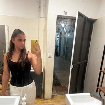 Baby-sitter Marolles-en-Hurepoix: Paola