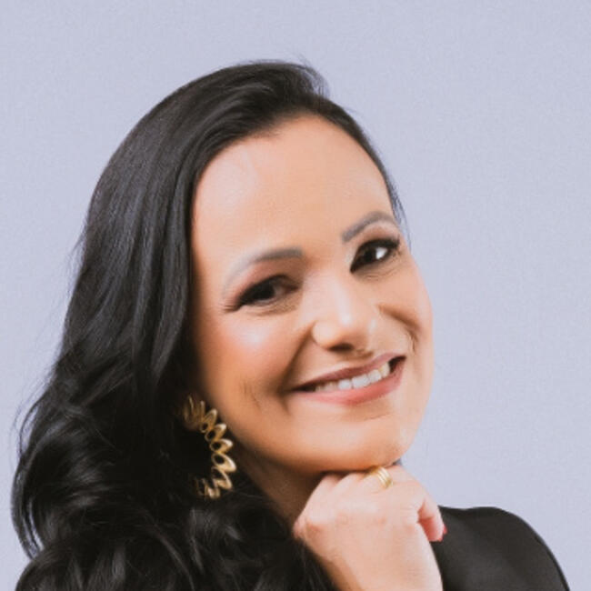 Babysitter in Brasília: Bruna